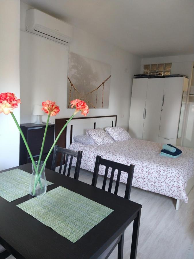 Amplio Estudio,Vista Mar Y Montana, A Pasos Del Centro ตอร์เรโมลิโนส ภายนอก รูปภาพ